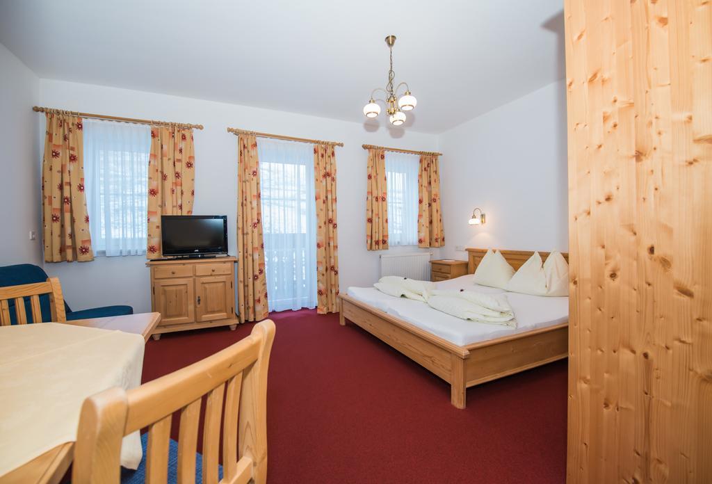Aparthotel Ederhof Schlanitzen Zimmer foto